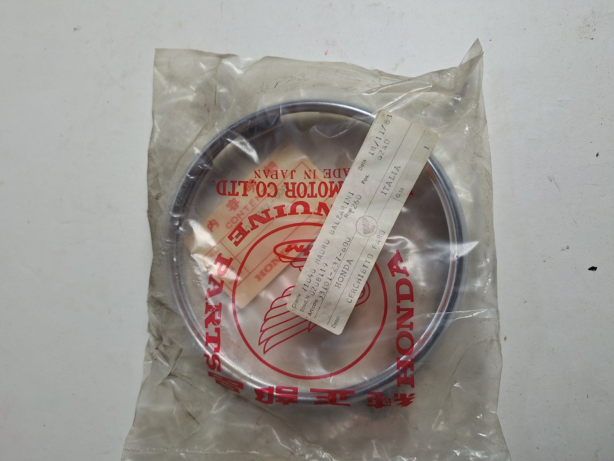 Picture of Lampenring  33101-237-600